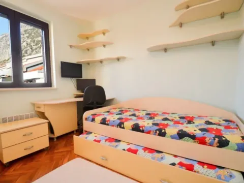 Prodaja, trosoban stan, 95m², Dobrota, Kotor - image 3