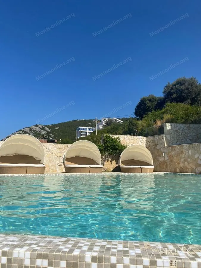 Sale, studio apartment, 33m², Dobre Vode, Bar