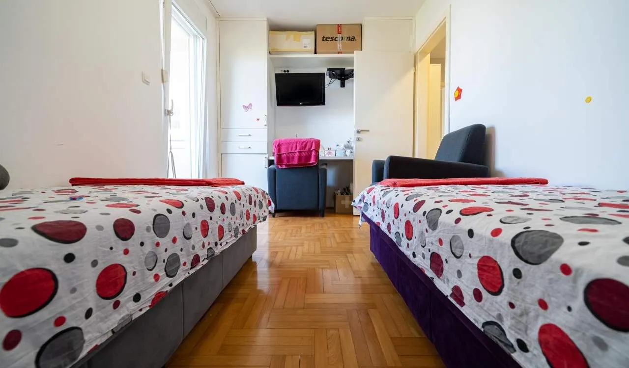 Prodaja, trosoban stan, 90m², Seoce, Budva