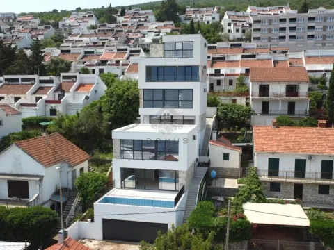 Sale, house, 315m², Krašići, Tivat