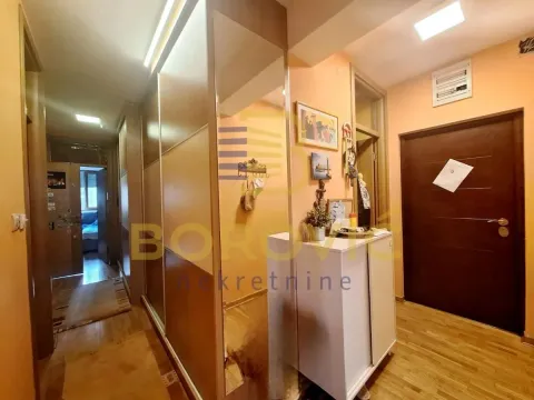 Prodaja, trosoban stan, 85m², Vukov Spomenik, Zvezdara Sve Podlokacije - image 5