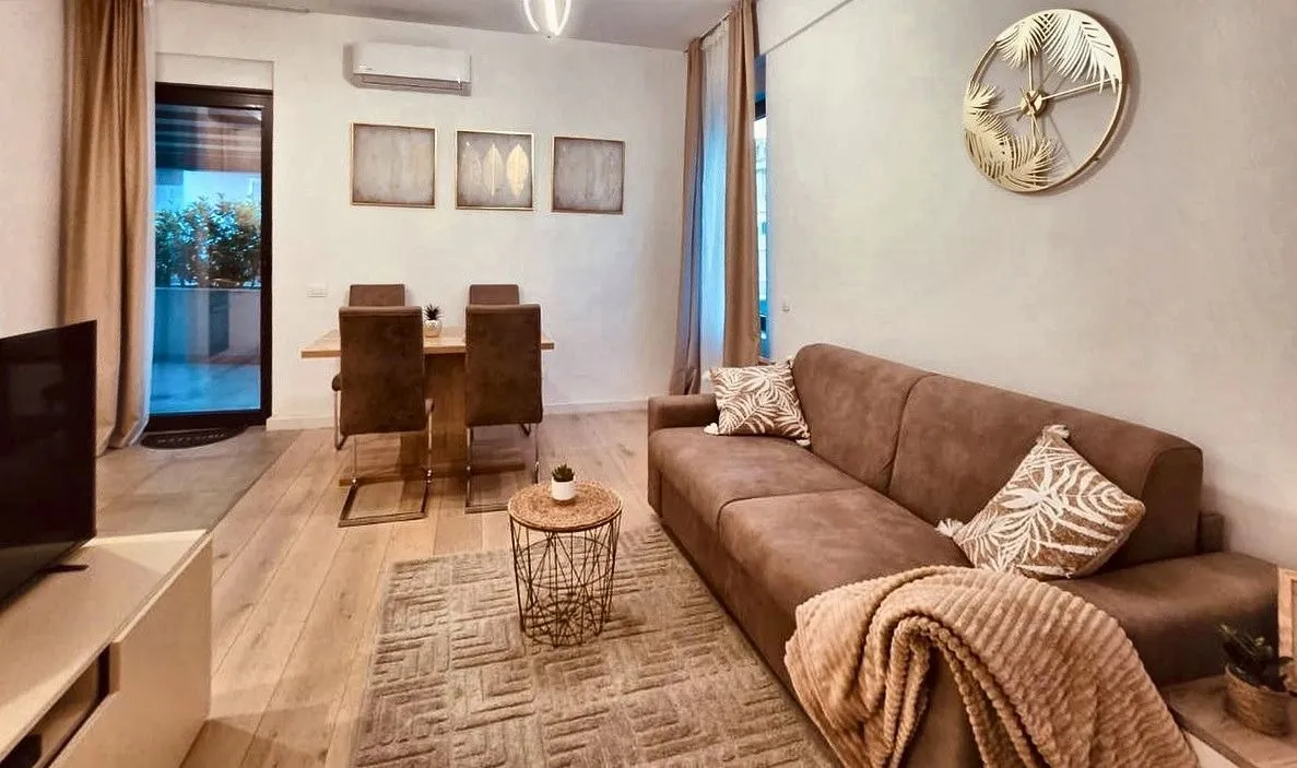 Rent, one bedroom apartment, 45m², Kalimanj, Tivat