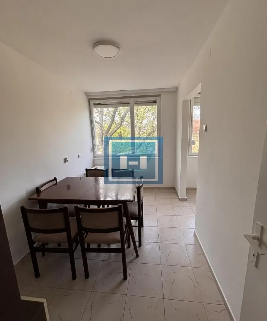 Prodaja, dvosoban stan, 58m², Kajsijar, Jagodina