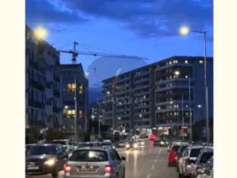 Izdavanje, jednosoban stan, 41m², Kod Big Fashion-a, Podgorica - image 4