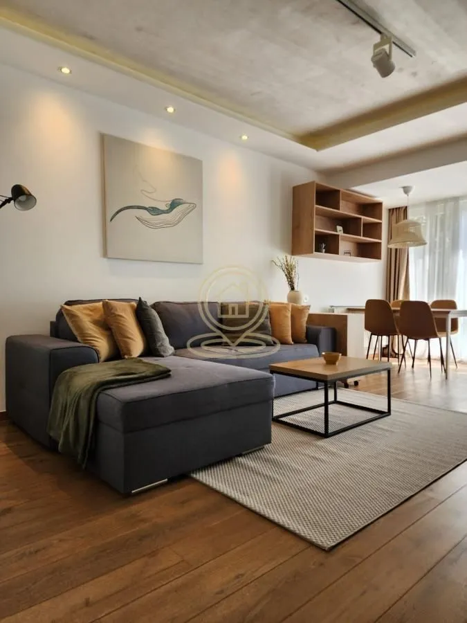 Izdavanje, dvosoban stan, 35m², Kluz, Zvezdara Sve Podlokacije
