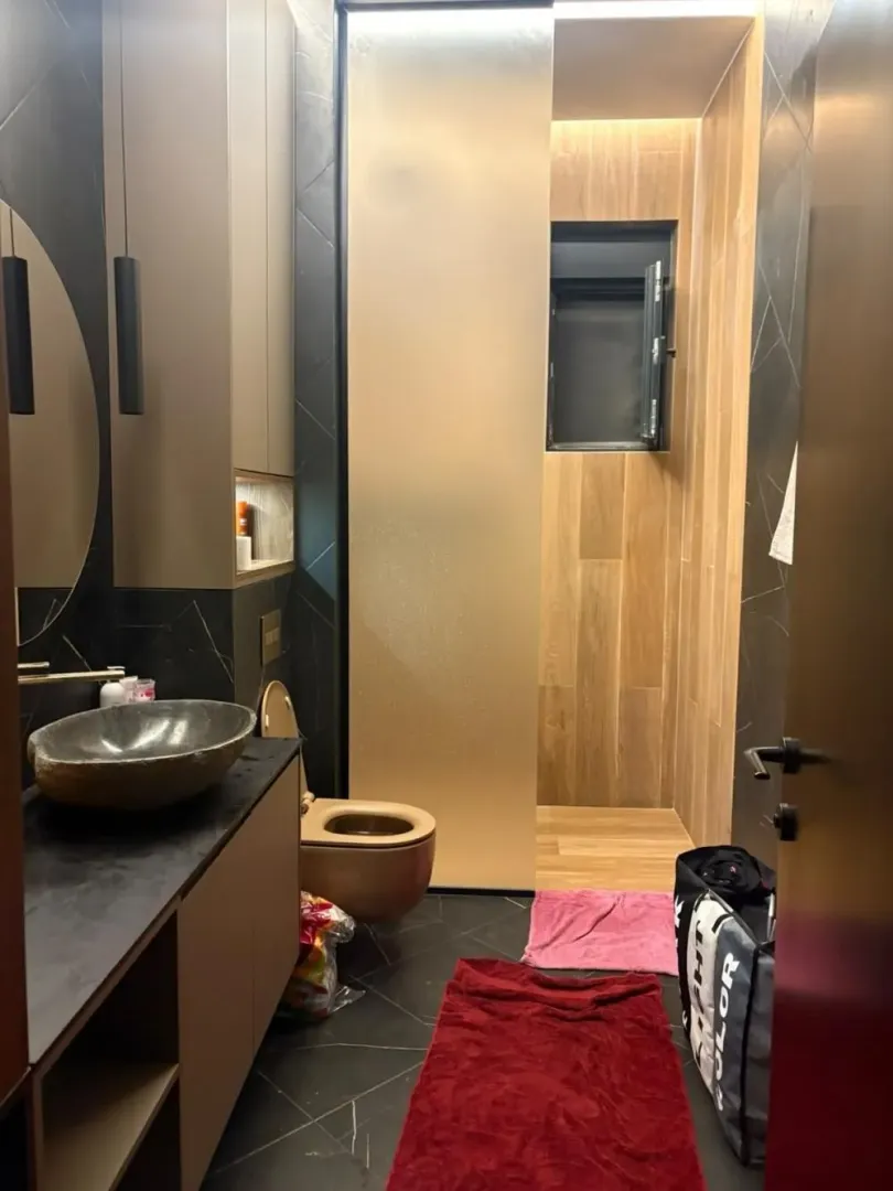Rent, house, 220m², Meljak, Barajevo