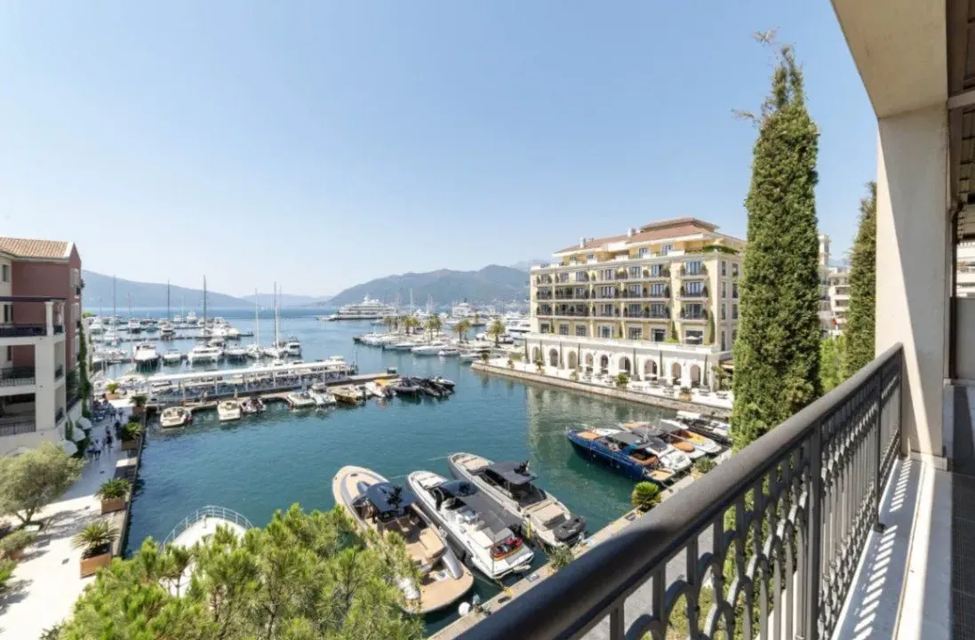 Prodaja, trosoban stan, 228m², Porto Montenegro, Tivat