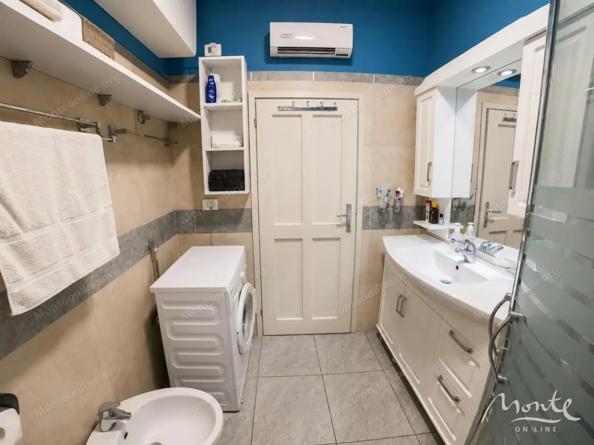 Prodaja, kuća, 85m², Donja Lastva, Tivat