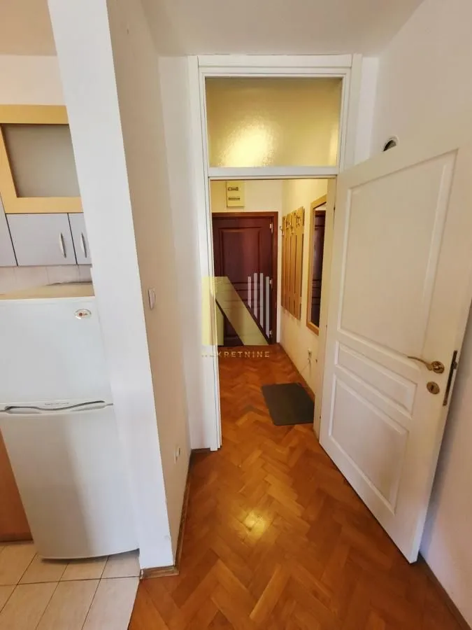 Prodaja, garsonjera, 29m², Centar, Novi Sad