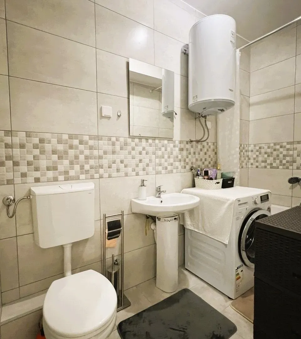 Sale, two bedroom apartment, 76m², Stari Aerodrom, Podgorica