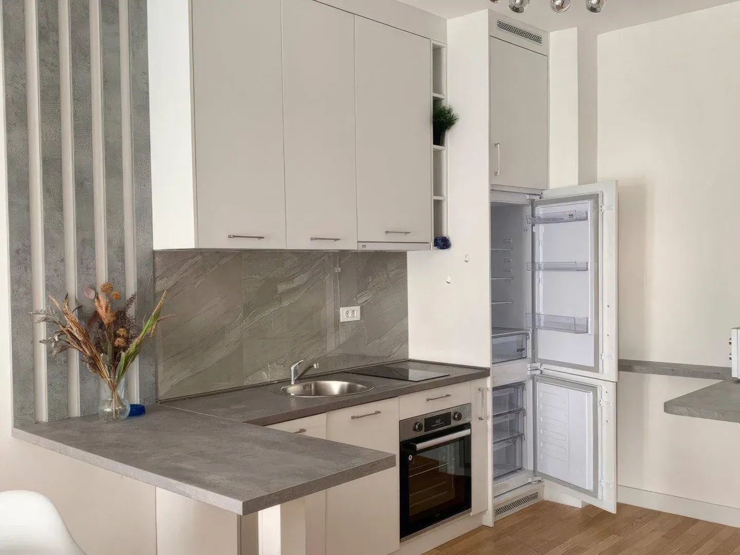 Rent, one bedroom apartment, 49m², Bečići, Budva