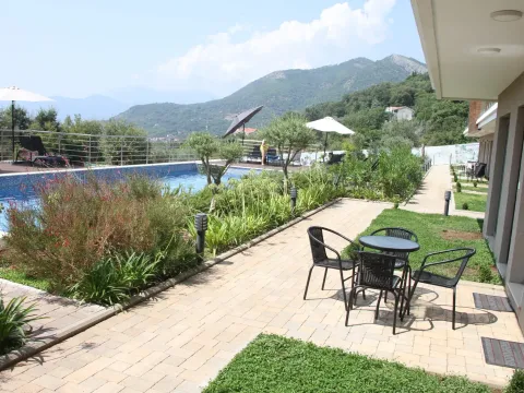 Prodaja, stan, 32m², Kotor, Crna Gora - image 4