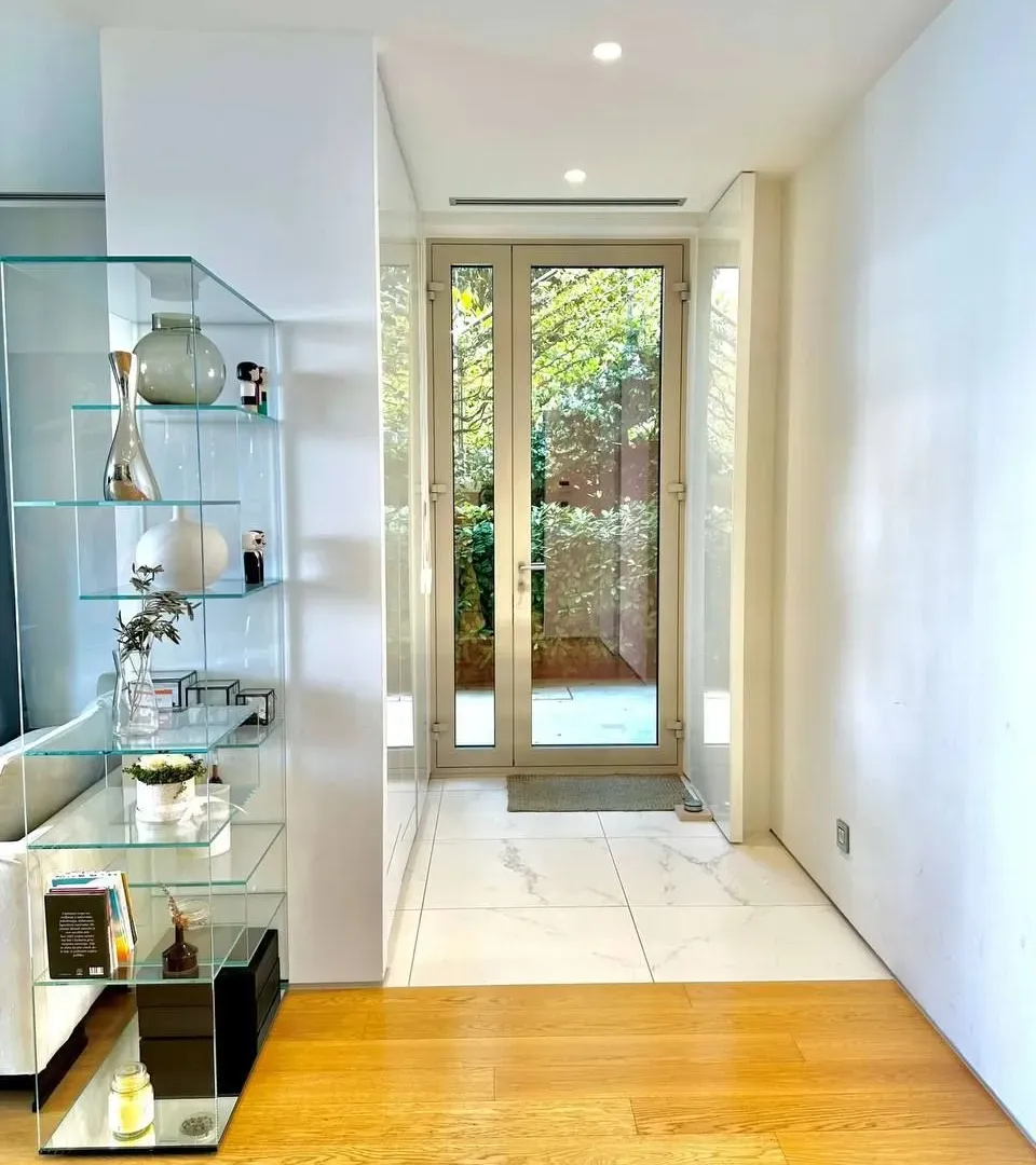 Prodaja, dvosoban stan, 159m², Dukley Gardens, Budva