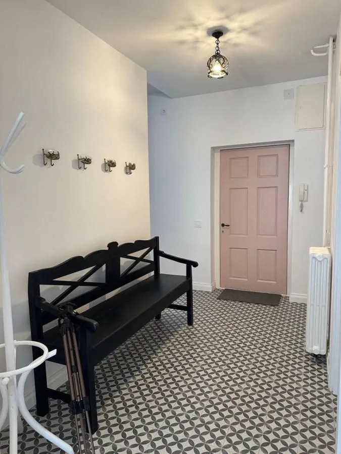 Izdavanje, stan, 93m², Novi Sad Sve Podlokacije, Novi Sad
