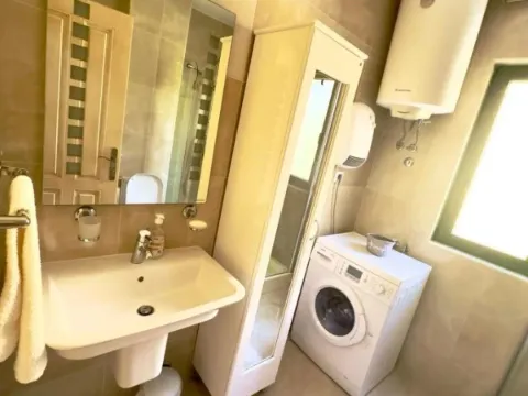 Rent, house, 176m², Lastva Grbaljska, Kotor - image 10