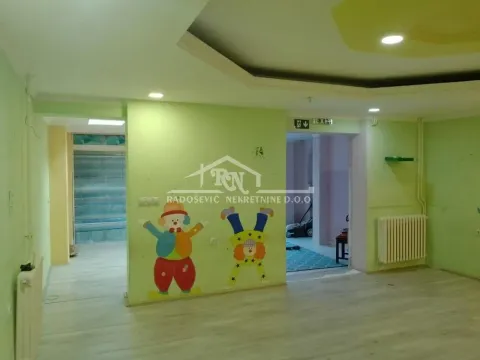 Izdavanje, poslovni prostor, 170m², Vidikovački venac, Rakovica - image 12