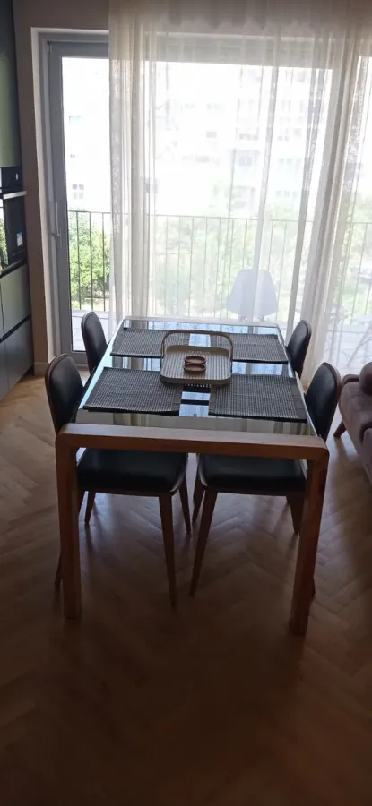 Rent, two bedroom apartment, 81m², Dobrota, Kotor