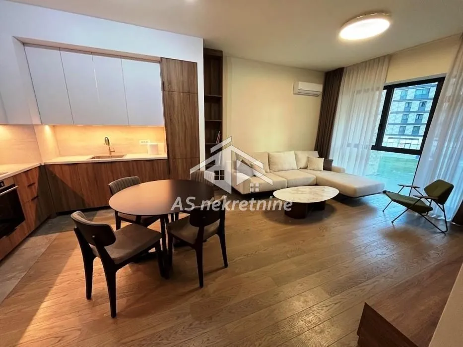 Rent, three bedroom apartment, 79m², Savski Venac, Beograd
