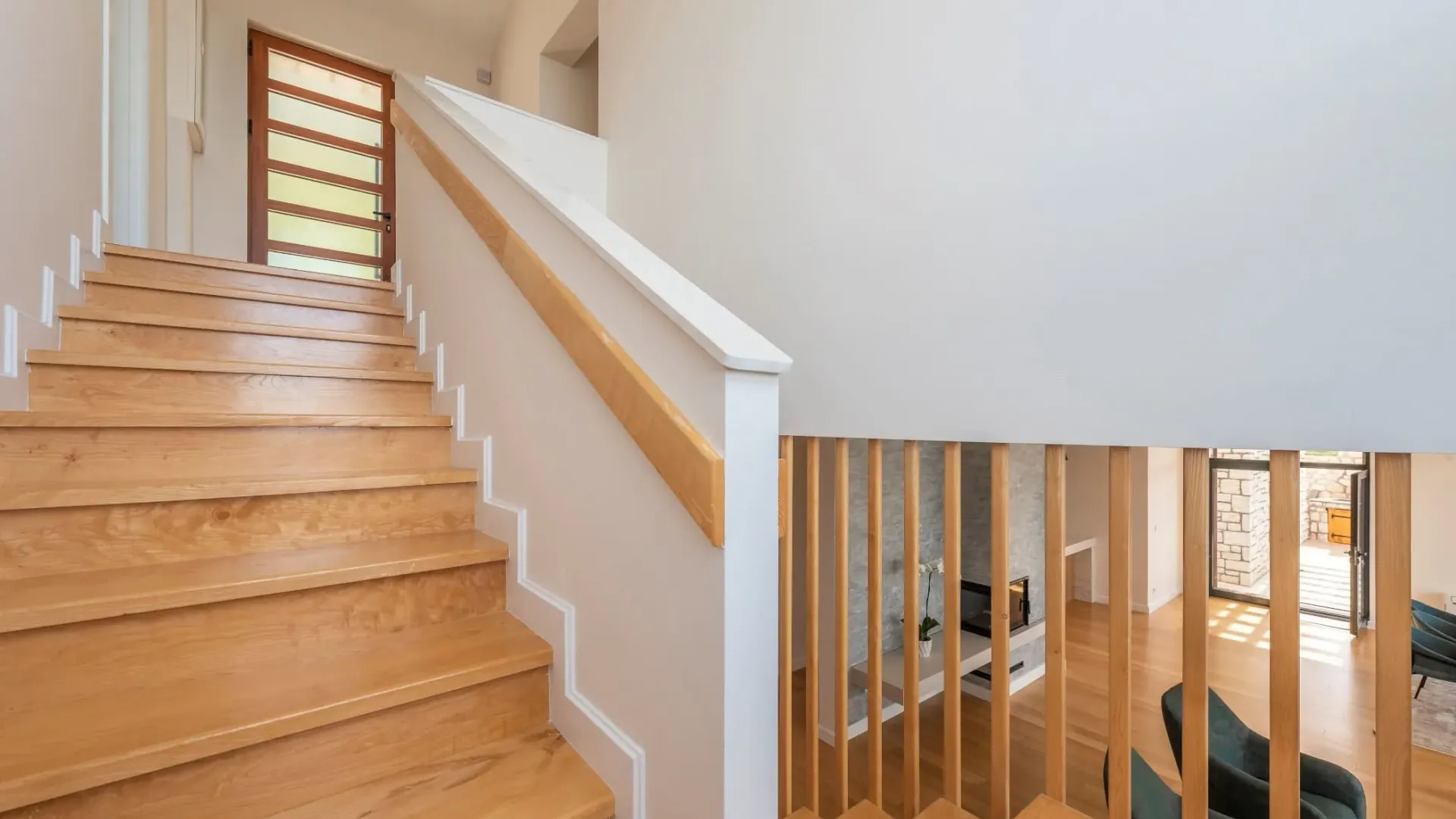 Sale, house, 256m², Reževići, Budva
