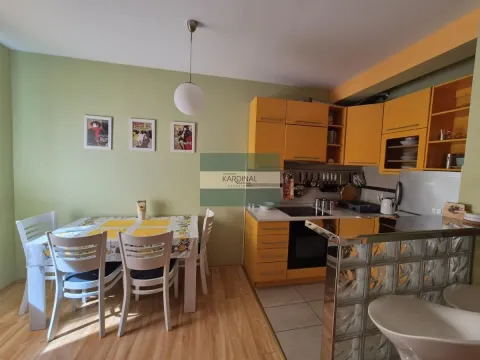 Izdavanje, trosoban stan, 73m², Centar, Jagodina - image 7