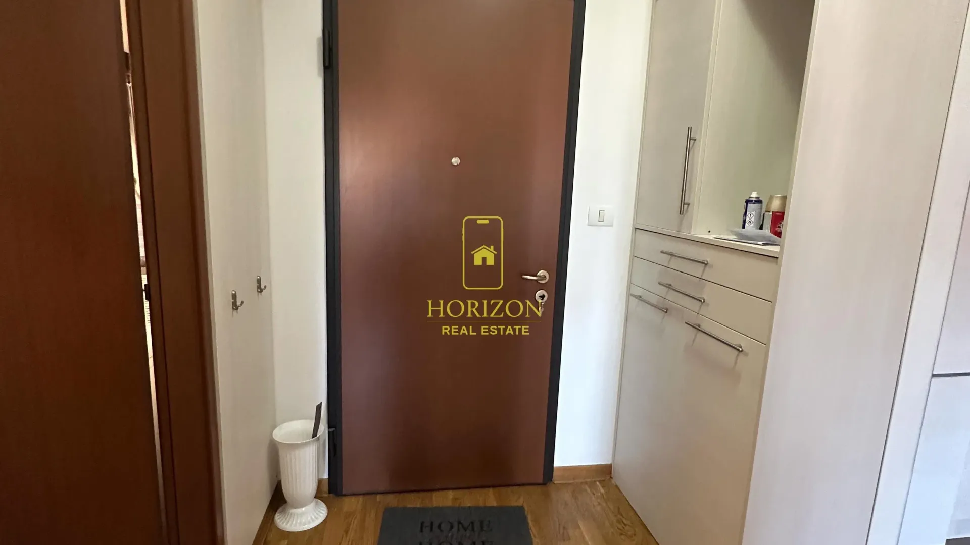 Rent, one bedroom apartment, 52m², City Kvart, Podgorica