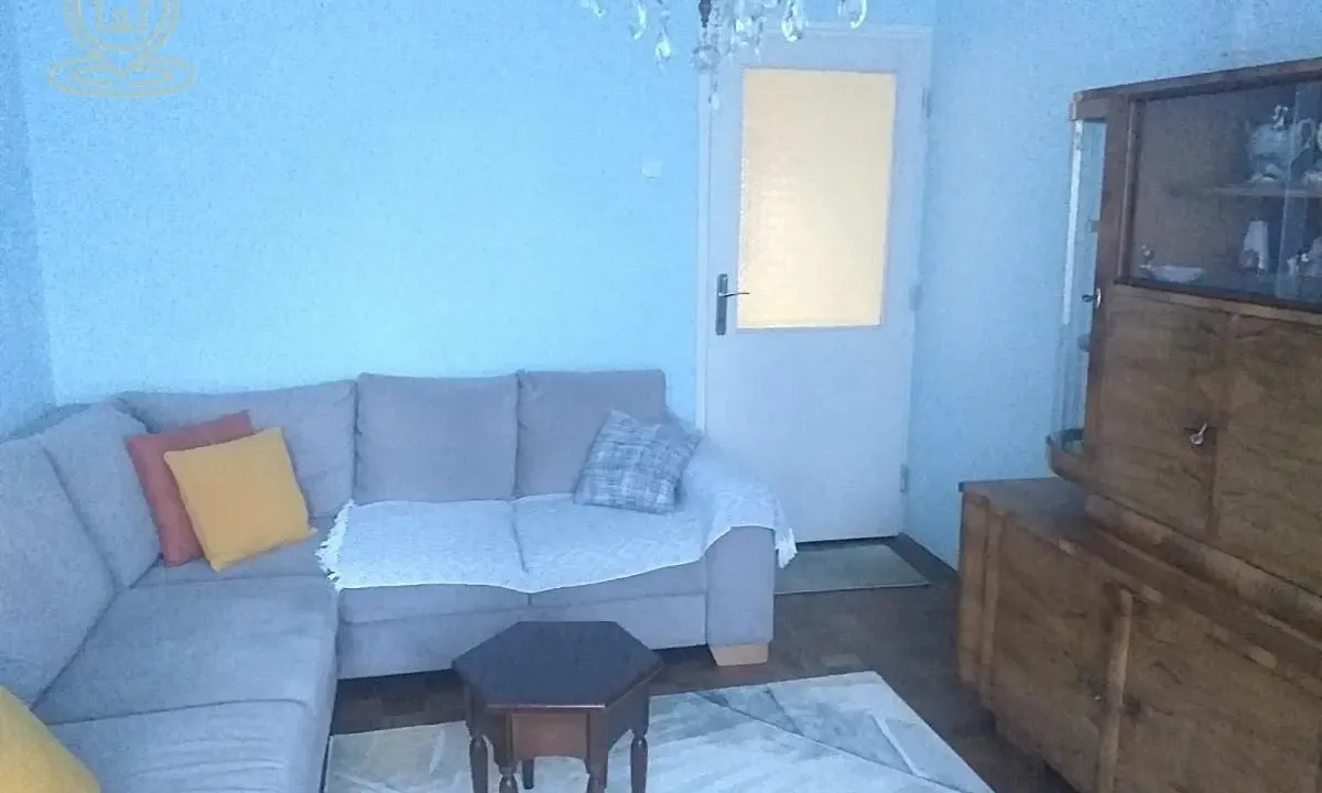 Izdavanje, dvosoban stan, 62m², Detelinara, Novi Sad Sve Podlokacije
