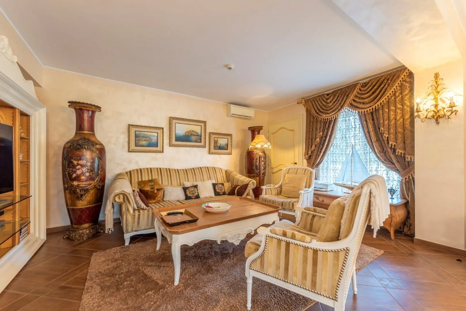 Sale, house, 485m², Sveti Stefan, Budva