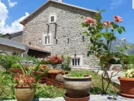 Izdavanje, kuća, 170m², Kostanjica, Kotor - image 1