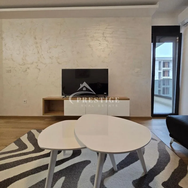 Rent, one bedroom apartment, 45m², City Kvart, Podgorica