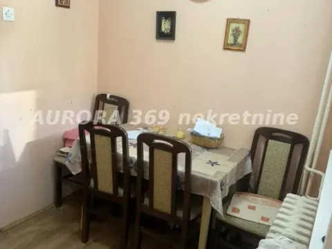 Sale, three bedroom apartment, 71m², Ruma, Srbija - image 2