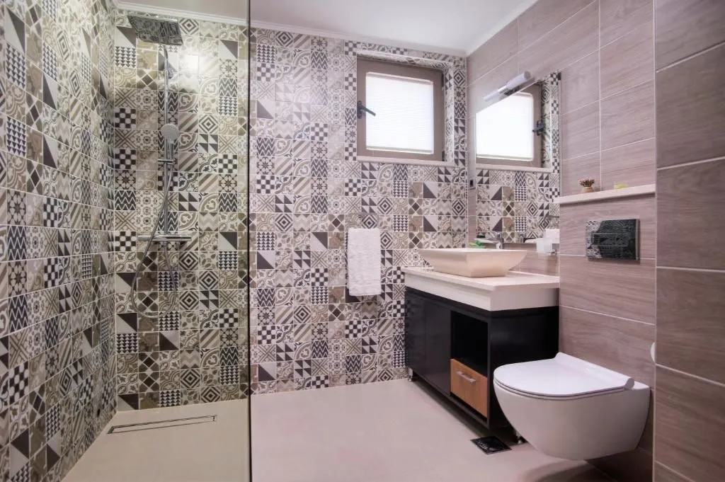 Rent, house, 180m², Prijevor, Budva