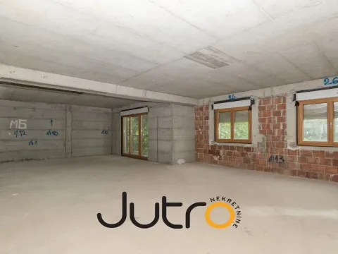 Rent, office space, 178m², Podgorica, Crna Gora - image 1