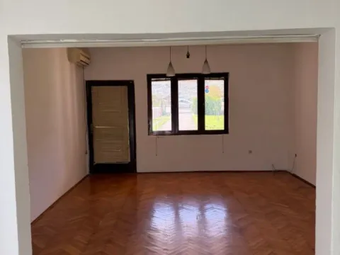 Prodaja, kuća, 200m², Grlić, Danilovgrad - image 3