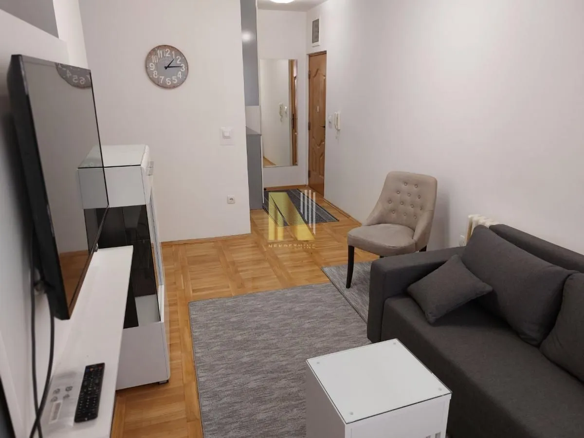 Rent, two bedroom apartment, 34m², Socijalno, Novi Sad Sve Podlokacije