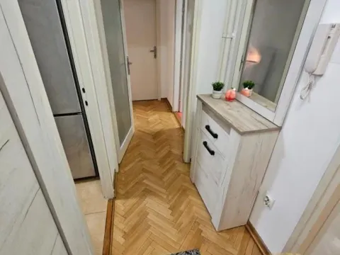 Izdavanje, trosoban stan, 85m², Slavija, Vračar Sve Podlokacije - image 10