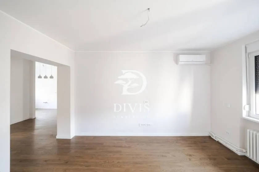 Sale, three bedroom apartment, 92m², Vračar Sve Podlokacije, Beograd
