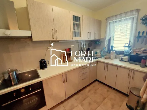 Prodaja, trosoban stan, 101m², Gomila, Herceg Novi - image 3