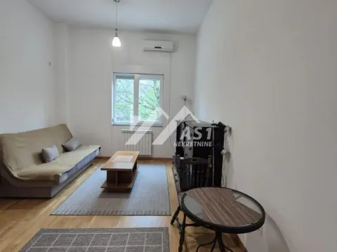Izdavanje, stan, 25m², Liman 1, Novi Sad Sve Podlokacije - image 1