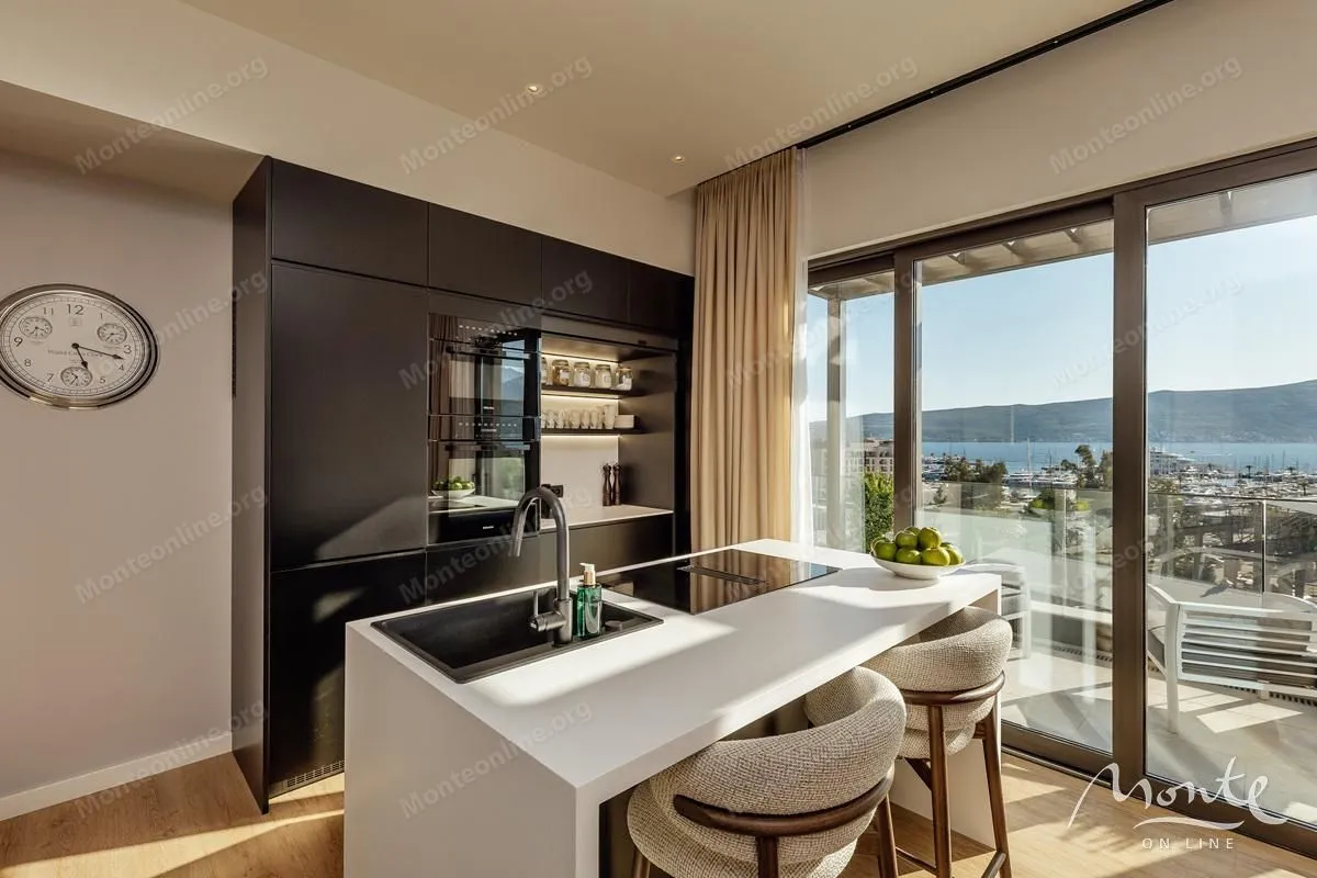 Prodaja, dvosoban stan, 179m², Porto Montenegro, Tivat