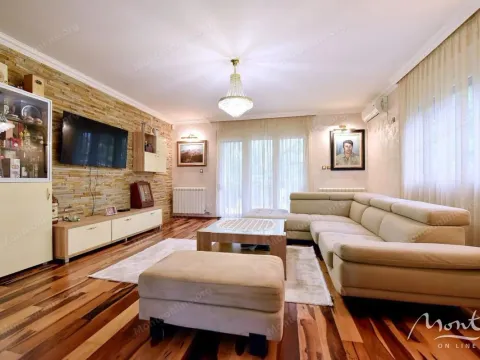 Sale, house, 175m², Podgorica, Crna Gora - image 6