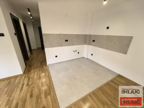 Prodaja, dvosoban stan, 52m², Novo naselje, Novi Sad - image 2