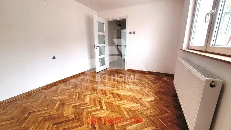 Prodaja, trosoban stan, 60m², Voždovac Sve Podlokacije, Beograd