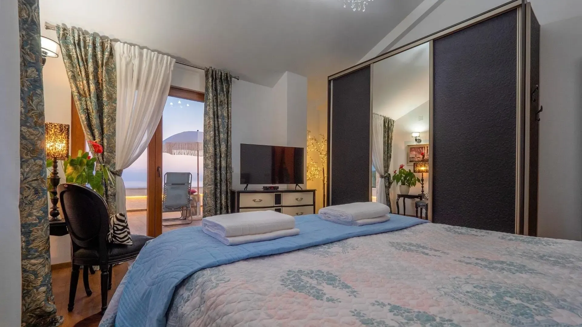 Sale, house, 300m², Zagora, Kotor