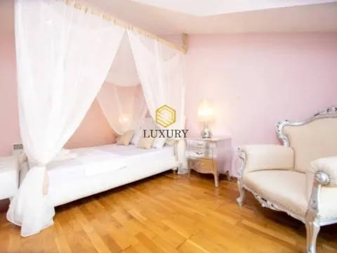 Prodaja, stan, 176m², Lastva Grbaljska, Kotor - image 2