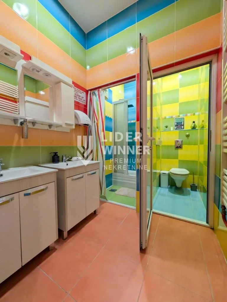 Sale, four bedroom apartment, 94m², Savski Venac, Beograd