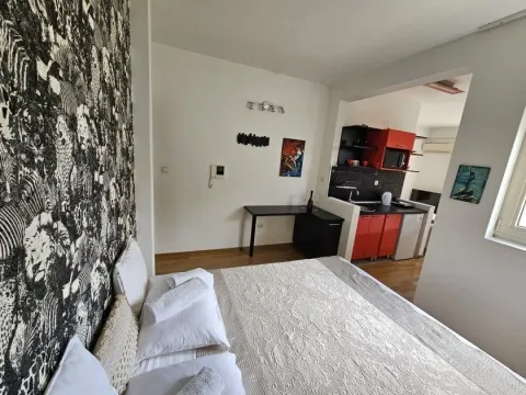 Izdavanje, dvosoban stan, 1m², Budva, Crna Gora - image 6