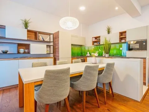 Prodaja, trosoban stan, 170m², Maini, Budva - image 11