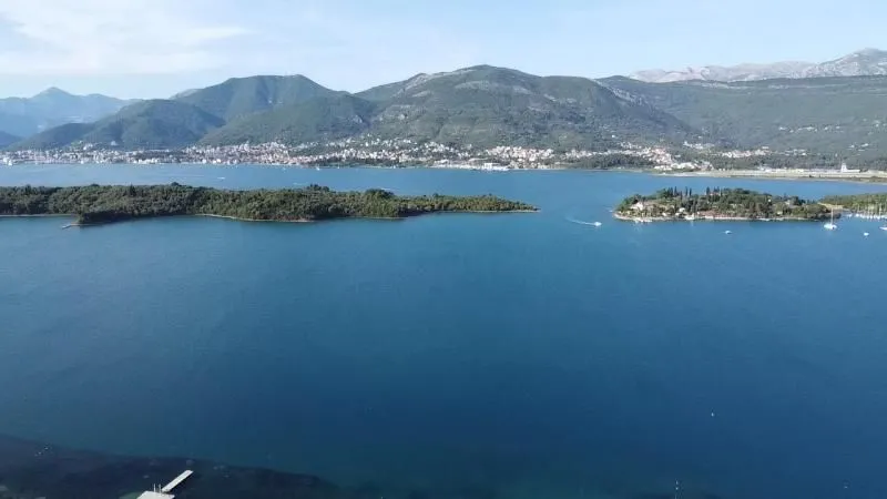 Prodaja, plac, 1700m², Radovići, Tivat