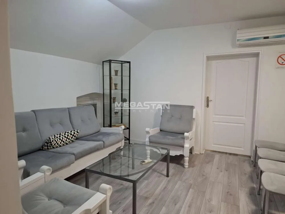 Sale, four bedroom apartment, 127m², Stari Grad, Beograd