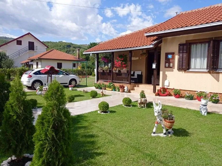 Prodaja, kuća, 65m², Cetinje, Crna Gora
